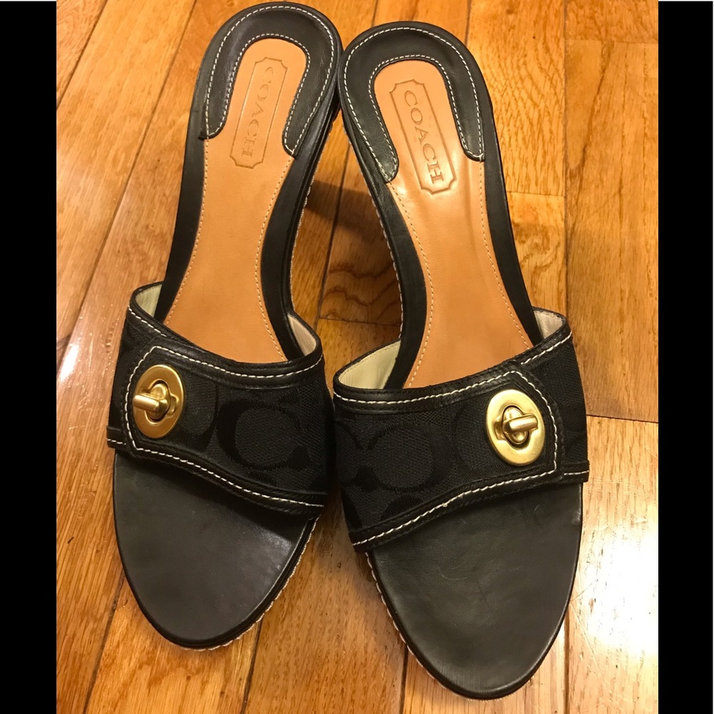 Coach Deanna open toe signature heels size 8